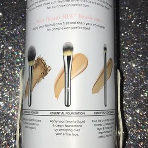It’s foundation brushes by Ulta beauty